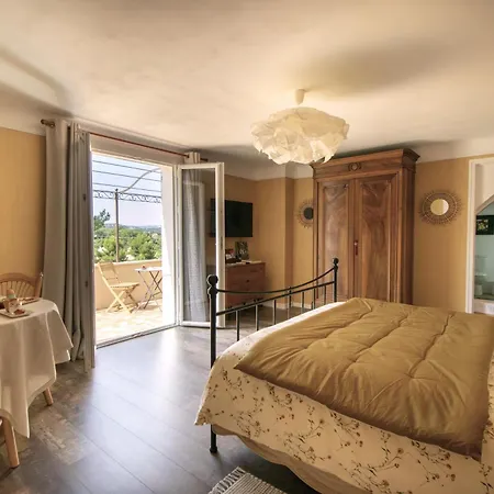 Juste En Provence Apartment Saint-Saturnin-les-Apt Exterior photo